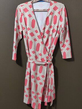 J. McLaughlin Pink/Cream Geometric Wrap Dress SIZE SMALL